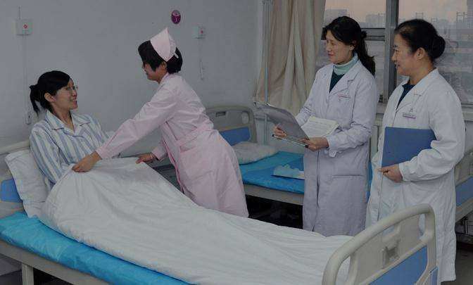 诱发妇科疾病的六大“元凶” 泡温泉当心阴道炎