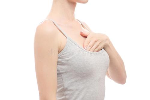 女性乳房瘙痒小心是大病征兆