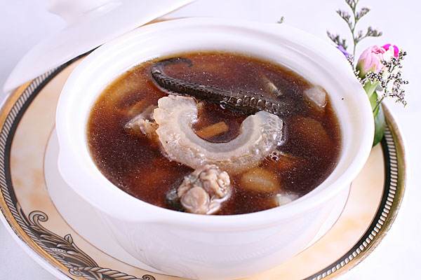 女性抗衰老吃什么  四款食谱让肌肤恢复光滑嫩白