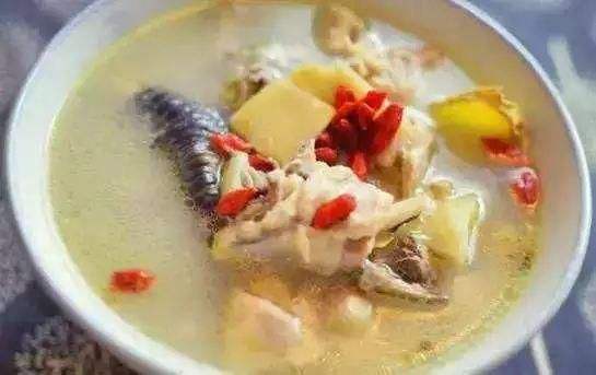 女性抗衰老吃什么  四款食谱让肌肤恢复光滑嫩白